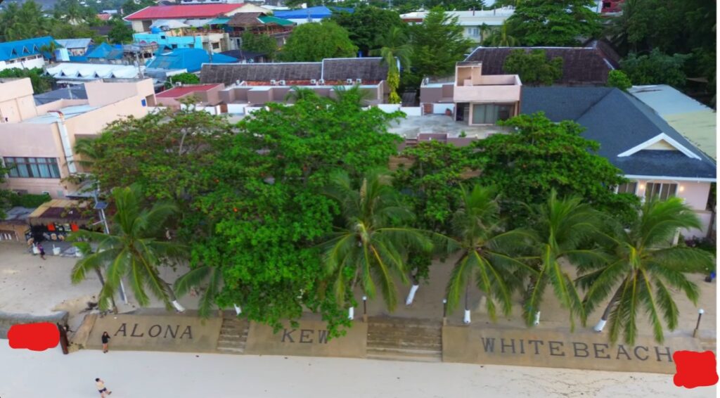 View from the best Chocolate Hills viewpoint at sunrise